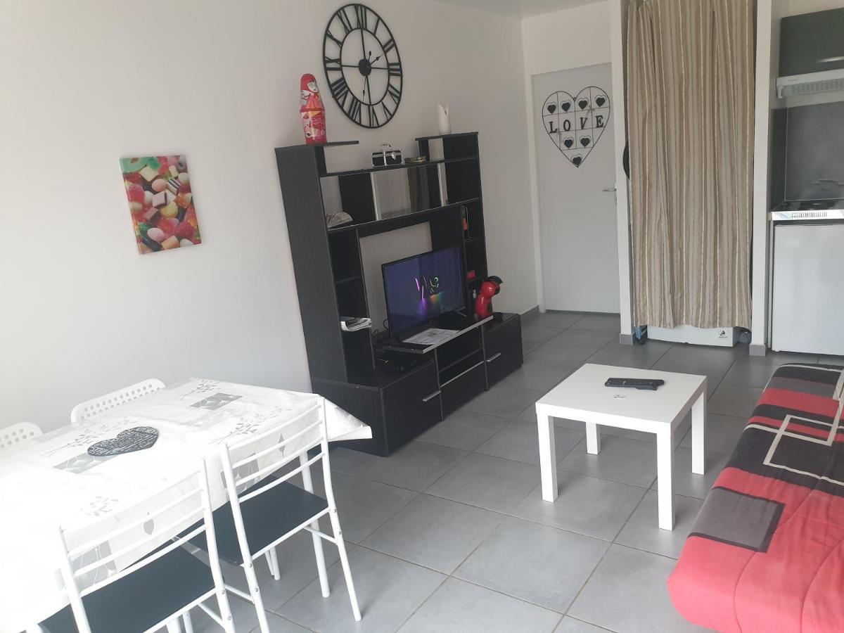 Bel Appartement T2 Climatise Avec Piscine Poitiers-Futuroscope-Creps De Poitiers Vouneuil-sous-Biard المظهر الخارجي الصورة