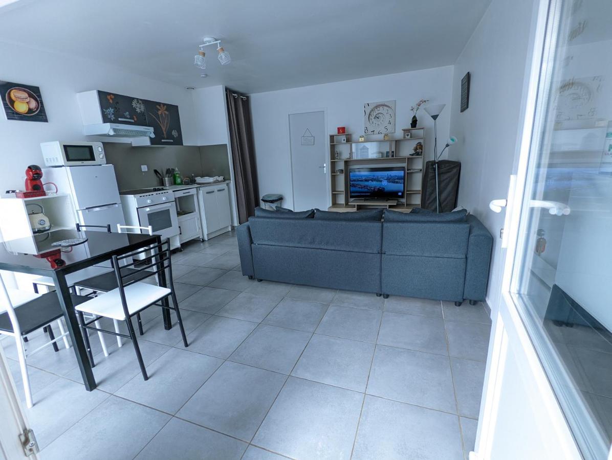 Bel Appartement T2 Climatise Avec Piscine Poitiers-Futuroscope-Creps De Poitiers Vouneuil-sous-Biard المظهر الخارجي الصورة